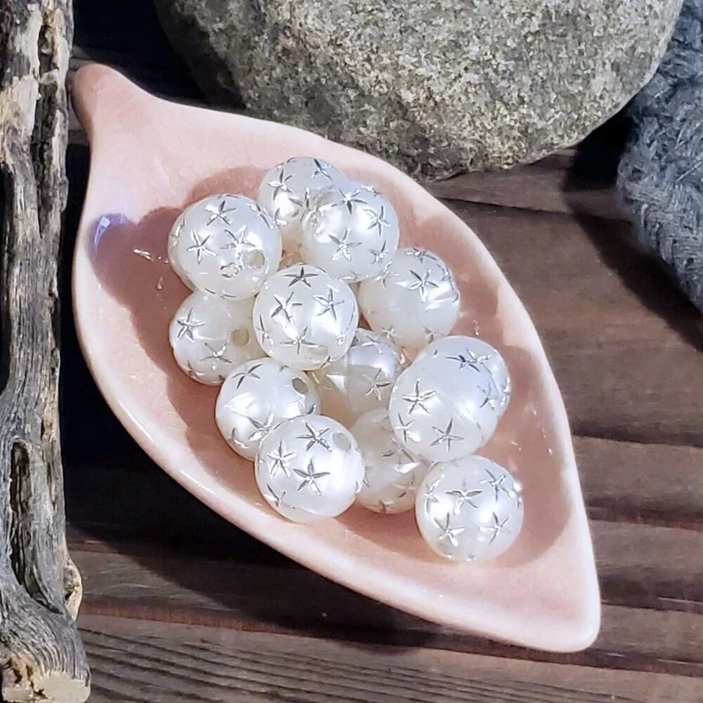 Vintage Retro Gray Silver Stars 12mm Round Acrylic Shabby Chic Beads 10 pcs